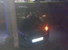 У Сумах п'яний водій в’їхав в електроопору: травмовано пасажира